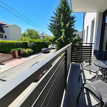 Wlodarska 4a Lux Premium *