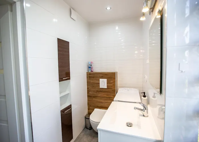 Wlodarska 4a Lux Premium *