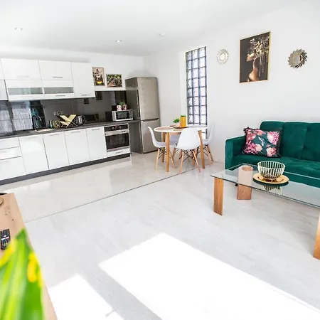 Wlodarska 4a Lux Premium Apartman *
