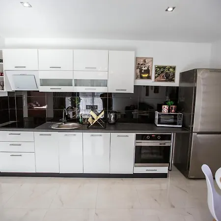 Wlodarska 4a Lux Premium